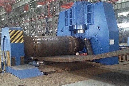 W11X水平下调式三辊卷板机